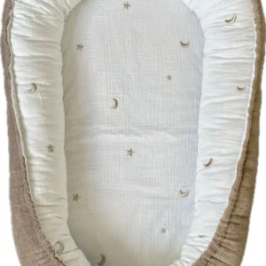 Ontdek onze unieke, handgemaakte babynestjes die comfort en stijl combineren. Gemaakt van zachte materialen voor een veilige slaapomgeving voor je baby.